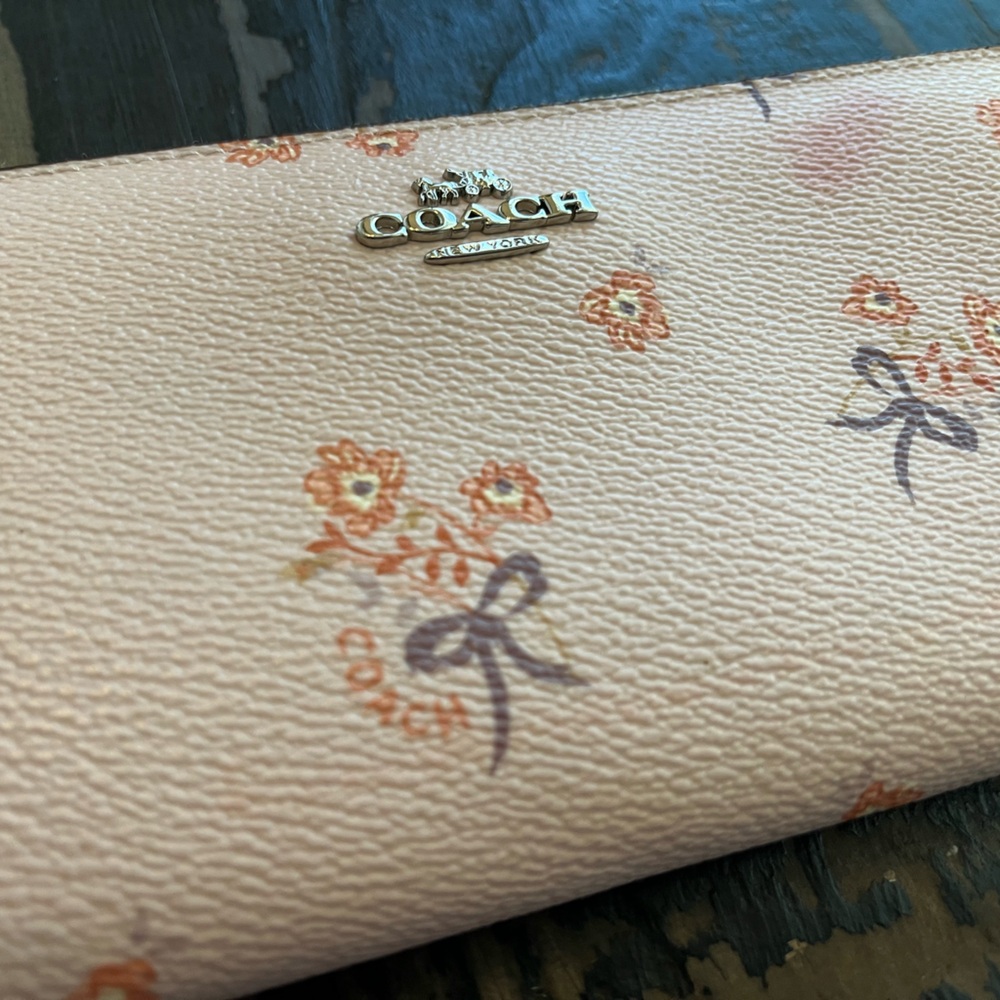 Coach Light Pink Floral & Bows Full Zip Accordion Wallet